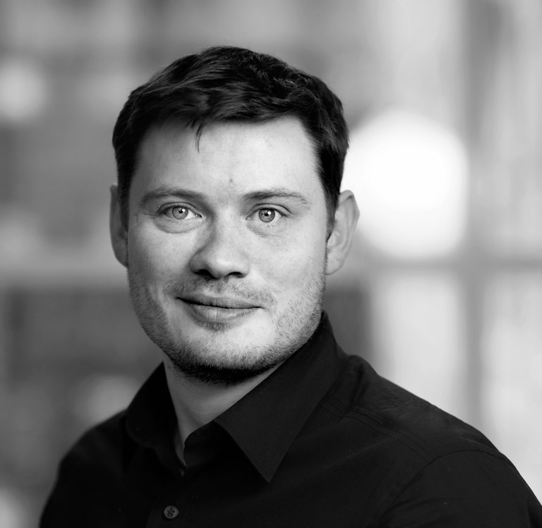 Klaus sorthvid.jpg